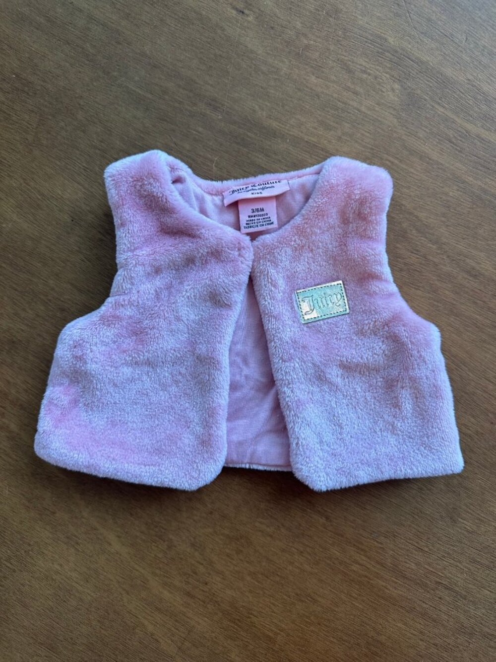 Juicy Couture Baby Girl Faux Fur Vest Pink 3-6 Months Juicy Patch